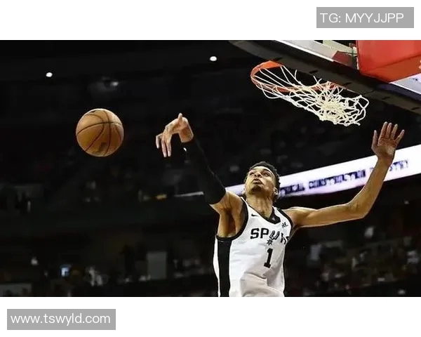 文班亚马力压杜兰特，马刺展现赛季初强势！