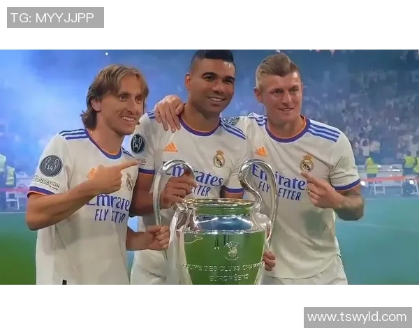 齐达内欧冠征程全纪录：4球12助攻与9座教练奖杯背后的传奇轨迹