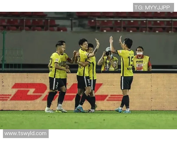 广州篮球队比赛经验分析与提升策略探讨