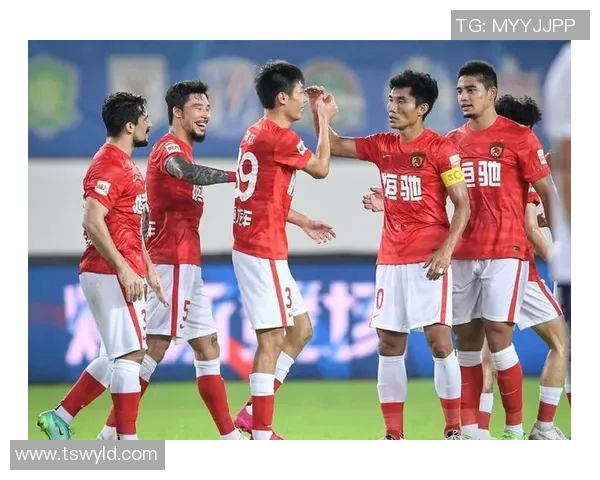 广州足球队近期状态深度解析与对比分析